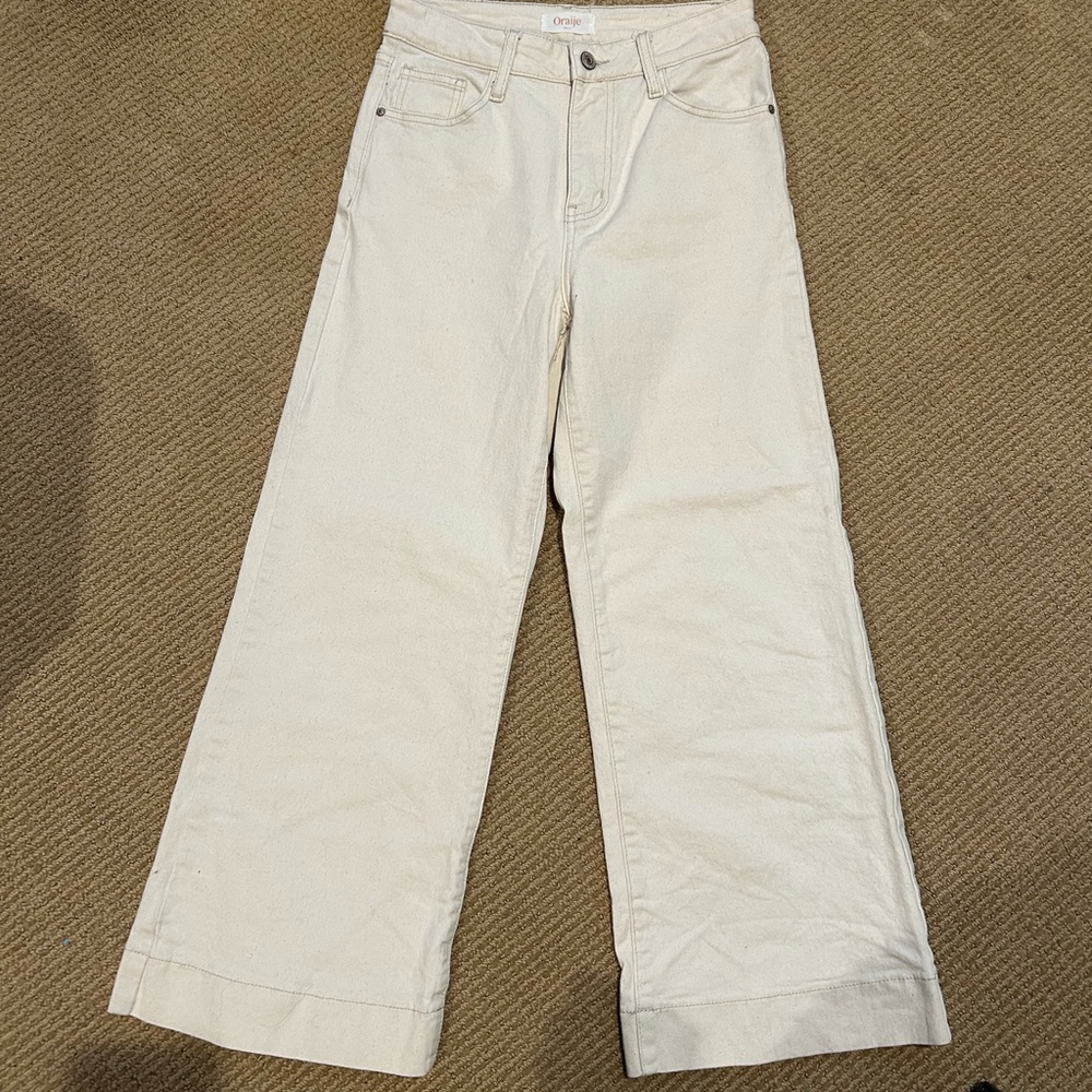 Oraije Paris jeans/wide leg. Size small. Color off white, super cute, great fit